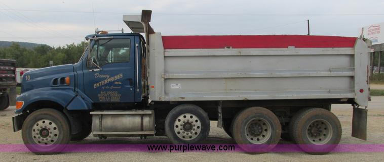 image for item L3841 2001 Sterling LT8500 dump truck