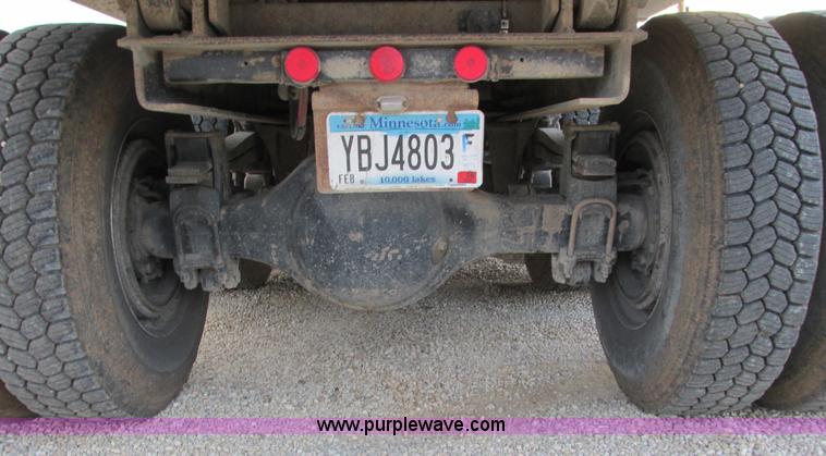 image for item L3841 2001 Sterling LT8500 dump truck