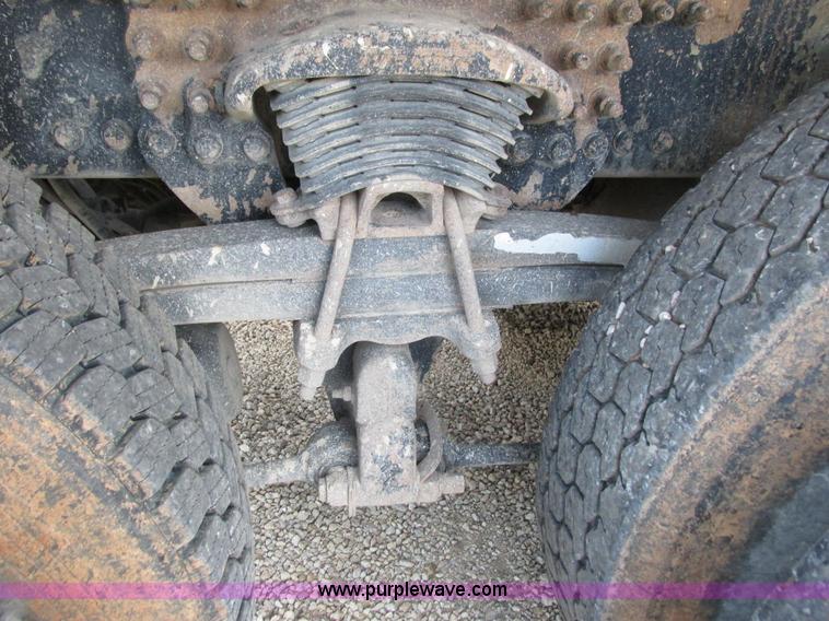 image for item L3841 2001 Sterling LT8500 dump truck