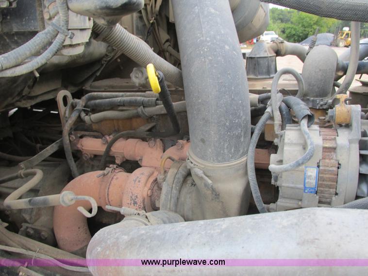 image for item L3841 2001 Sterling LT8500 dump truck