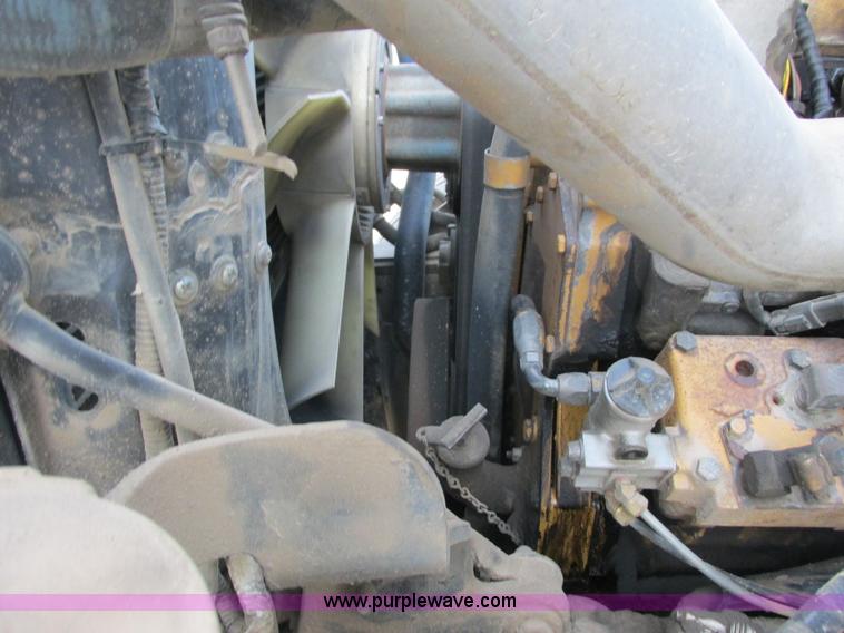 image for item L3841 2001 Sterling LT8500 dump truck