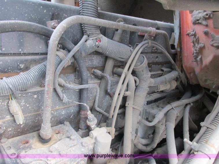 image for item L3842 1999 International 2674 dump truck