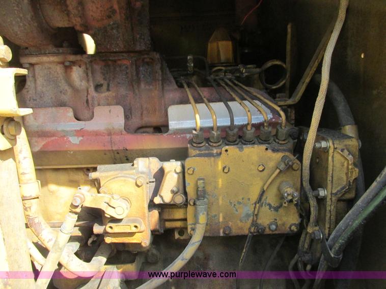 image for item L3843 1982 Caterpillar 140G motor grader