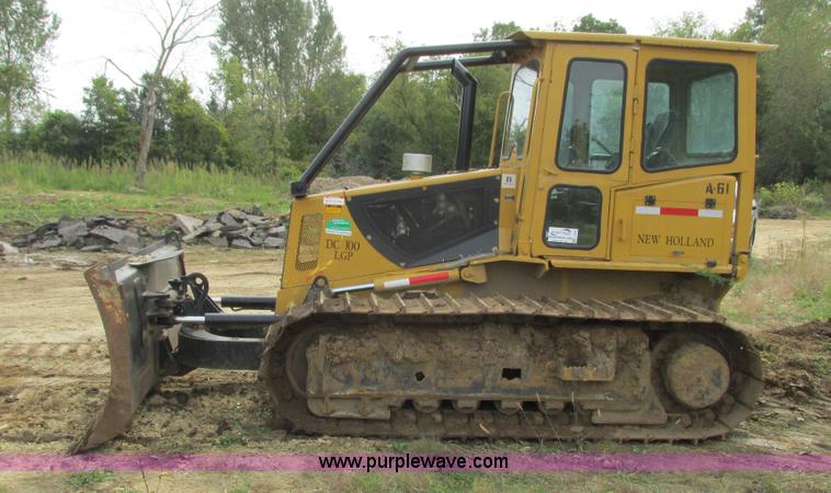 image for item L3846 2001 New Holland DC100 LGP dozer