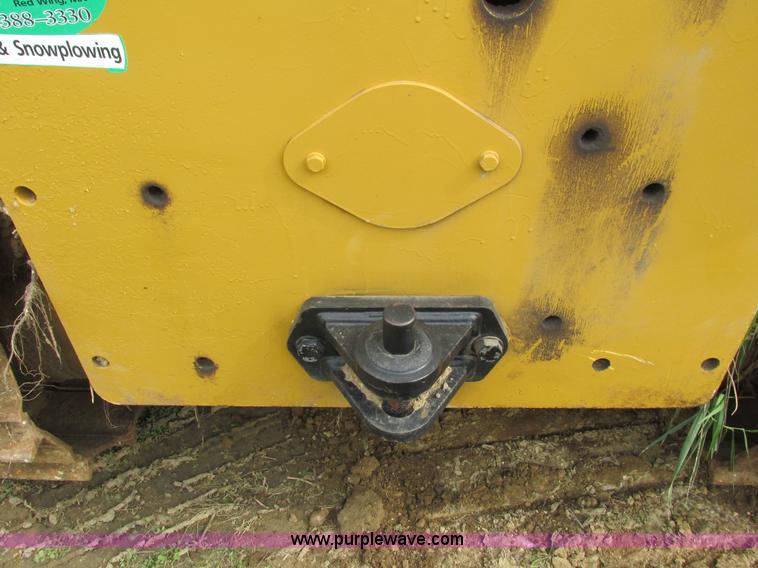 image for item L3846 2001 New Holland DC100 LGP dozer