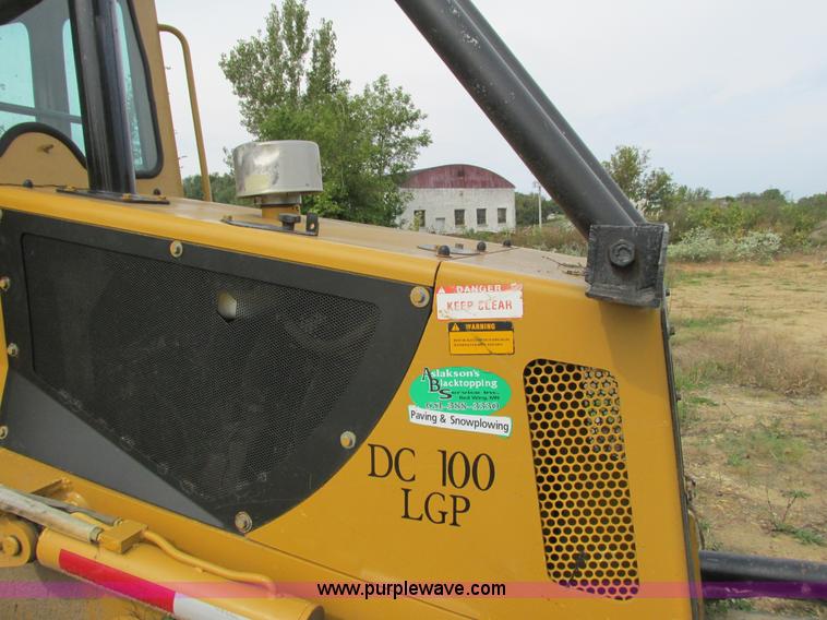image for item L3846 2001 New Holland DC100 LGP dozer