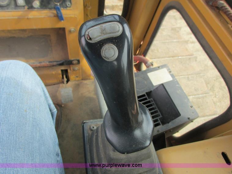 image for item L3846 2001 New Holland DC100 LGP dozer
