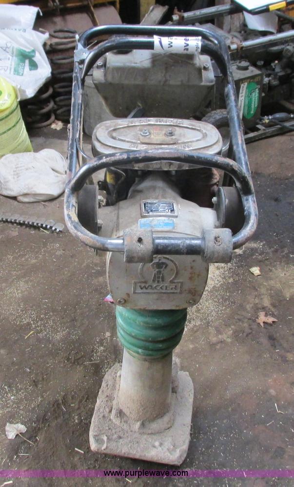 image for item L3847 1999 Wacker BS52Y walk behind compactor