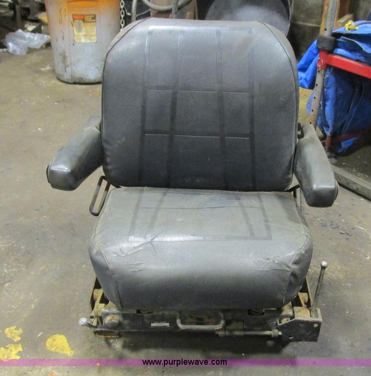 image for item L3848 Spring suspension seat