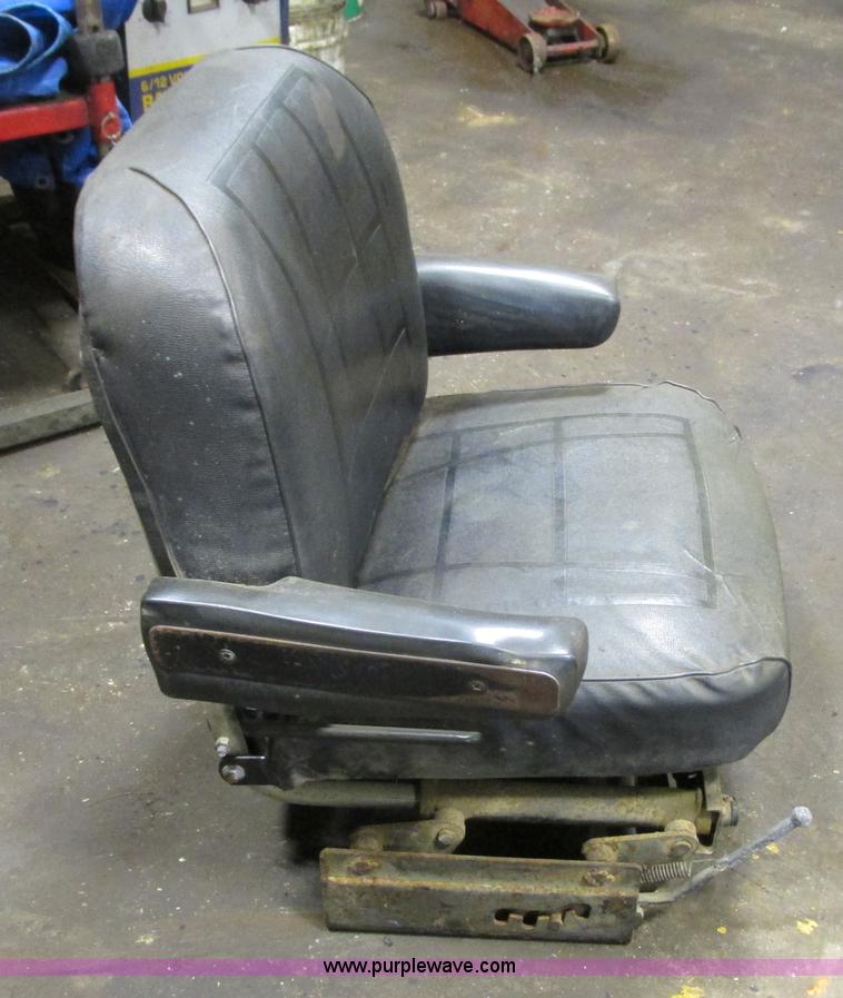 image for item L3848 Spring suspension seat