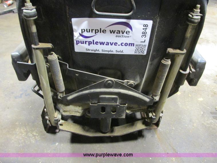 image for item L3848 Spring suspension seat