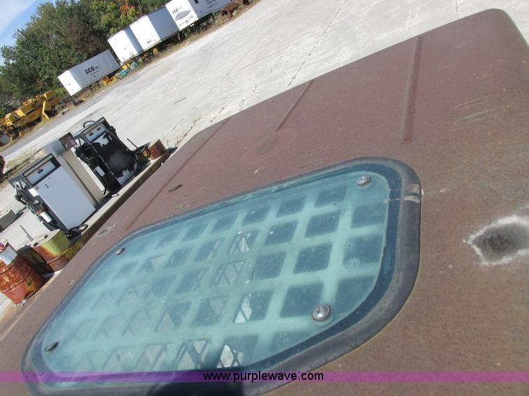 image for item L4102 2006 Bobcat S220 skid steer