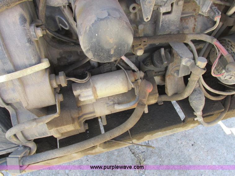 image for item L4102 2006 Bobcat S220 skid steer