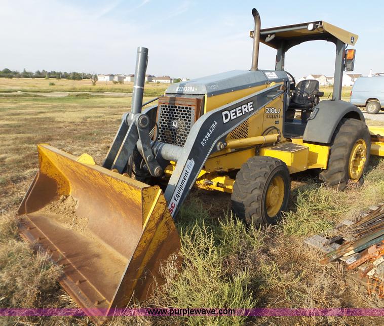 image for item L5111 2010 John Deere 210LJ landscape loader