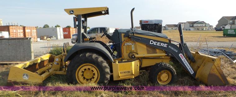 image for item L5111 2010 John Deere 210LJ landscape loader