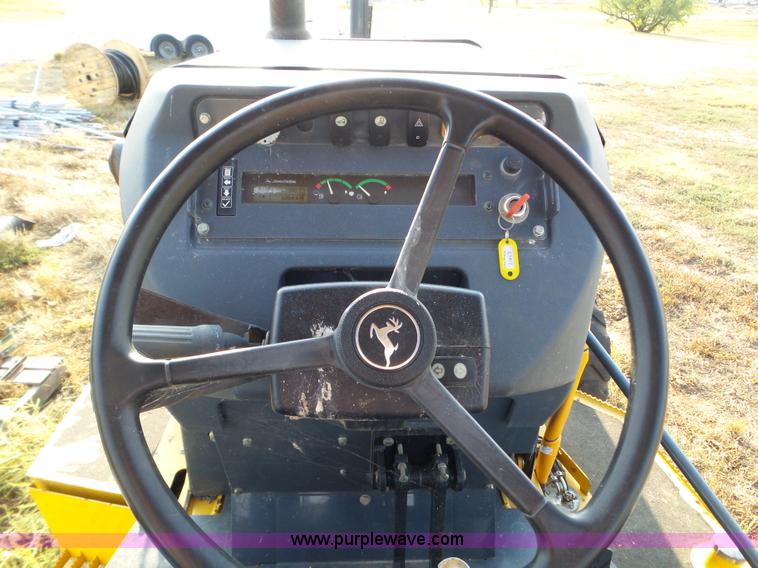 image for item L5111 2010 John Deere 210LJ landscape loader