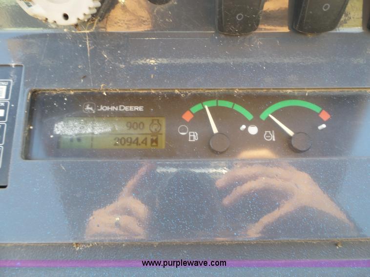 image for item L5111 2010 John Deere 210LJ landscape loader