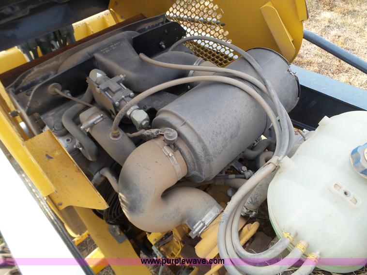 image for item L5111 2010 John Deere 210LJ landscape loader