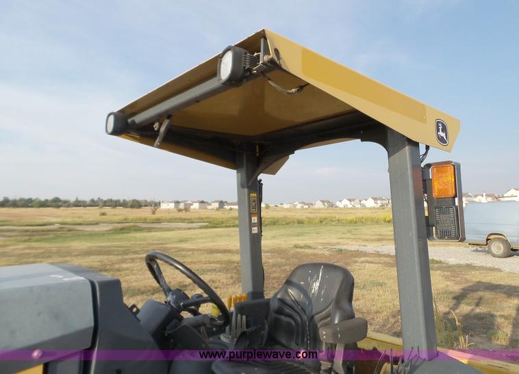 image for item L5111 2010 John Deere 210LJ landscape loader