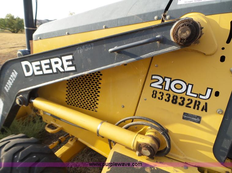 image for item L5111 2010 John Deere 210LJ landscape loader