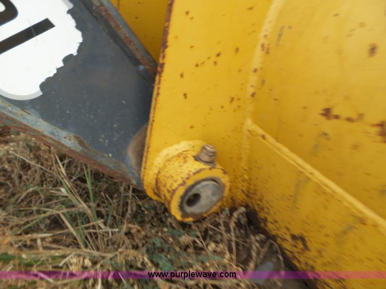 image for item L5111 2010 John Deere 210LJ landscape loader