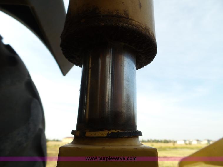 image for item L5111 2010 John Deere 210LJ landscape loader