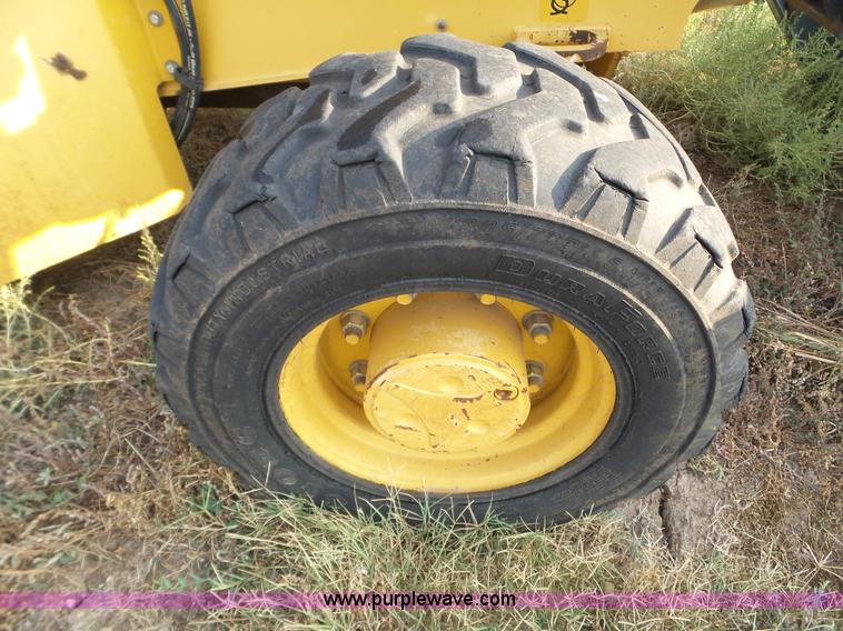 image for item L5111 2010 John Deere 210LJ landscape loader