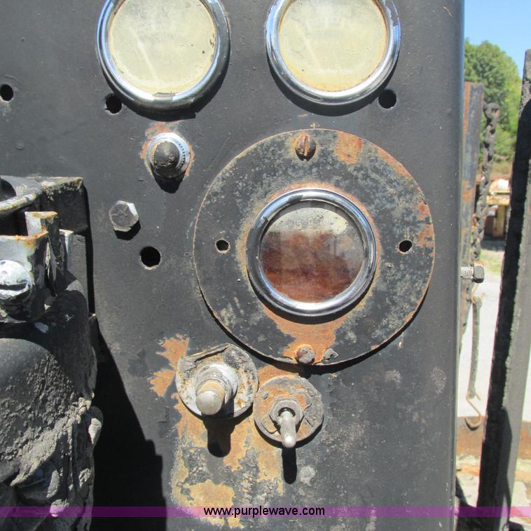 image for item L5281 1973 Chevrolet C60 oil distribution truck