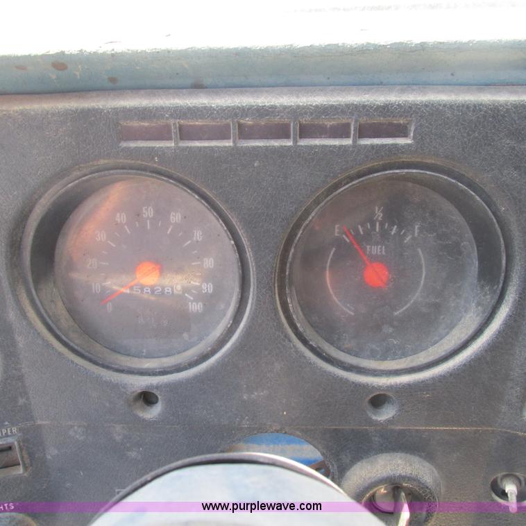 image for item L5281 1973 Chevrolet C60 oil distribution truck