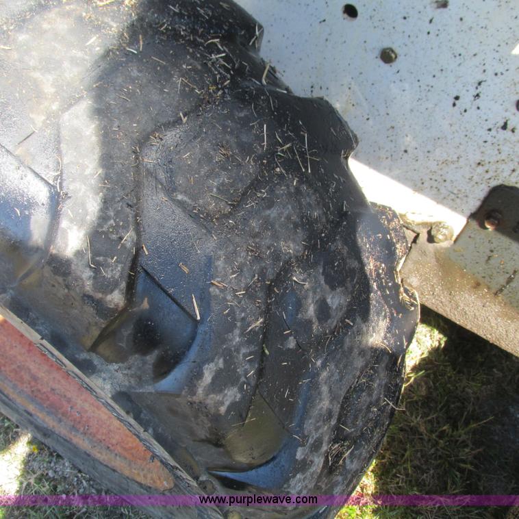 image for item L5282 1998 Bobcat 753 skid steer