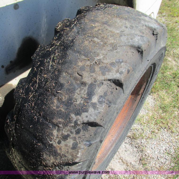 image for item L5282 1998 Bobcat 753 skid steer