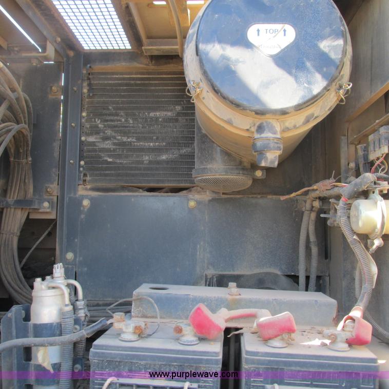 image for item L5286 2003 Link Belt 330 LX excavator