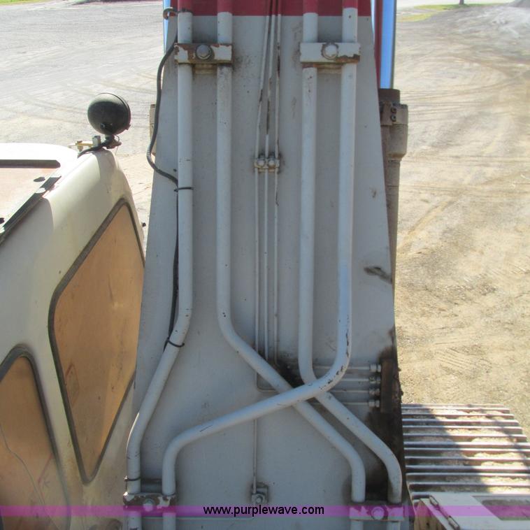 image for item L5286 2003 Link Belt 330 LX excavator