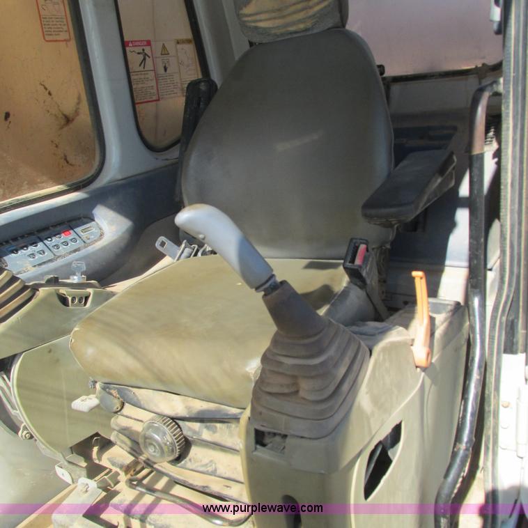 image for item L5286 2003 Link Belt 330 LX excavator