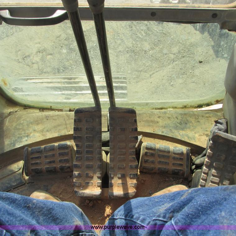 image for item L5286 2003 Link Belt 330 LX excavator