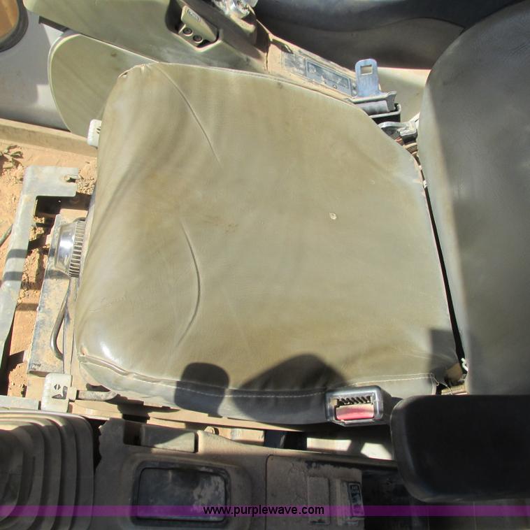 image for item L5286 2003 Link Belt 330 LX excavator