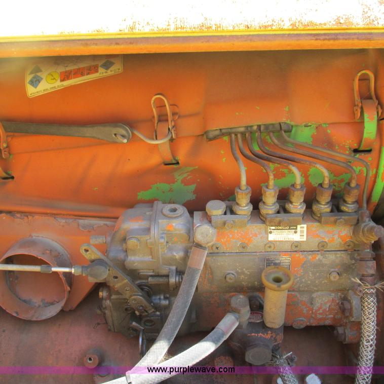 image for item L5287 Sakai TW100 vibratory single drum roller