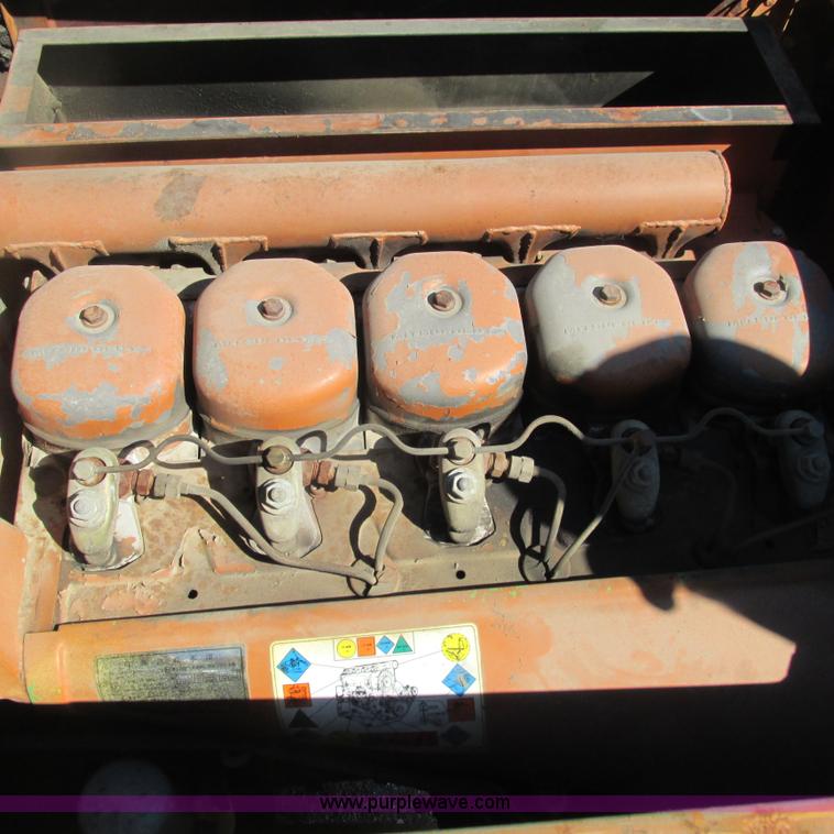 image for item L5287 Sakai TW100 vibratory single drum roller