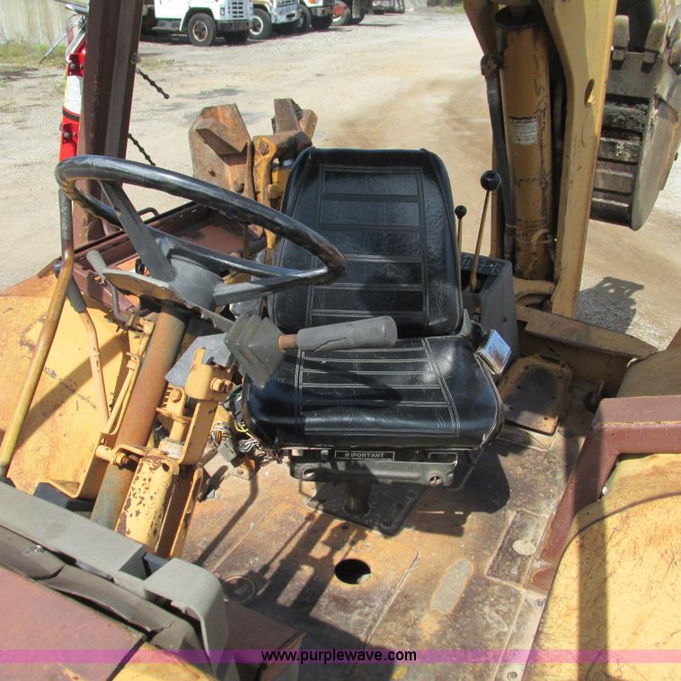 image for item L5292 1987 Case 580K backhoe