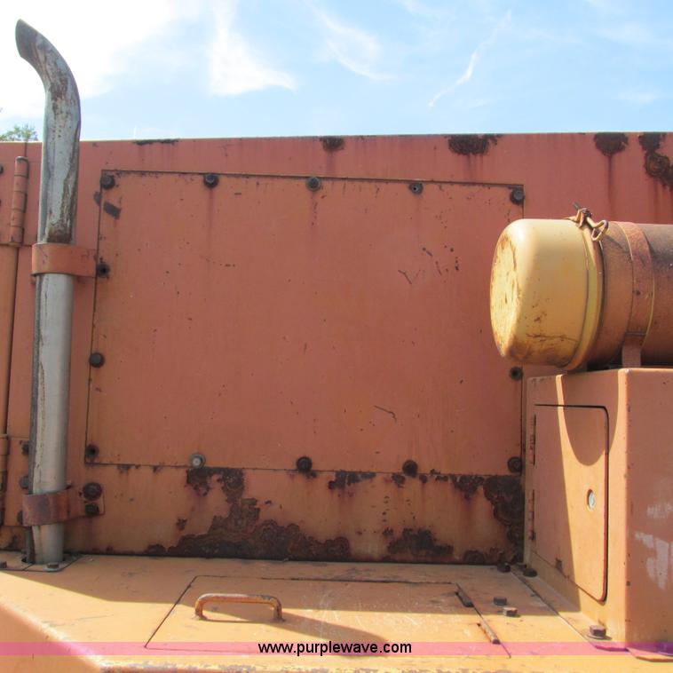 image for item L5293 Sakai TW100 vibratory single drum roller