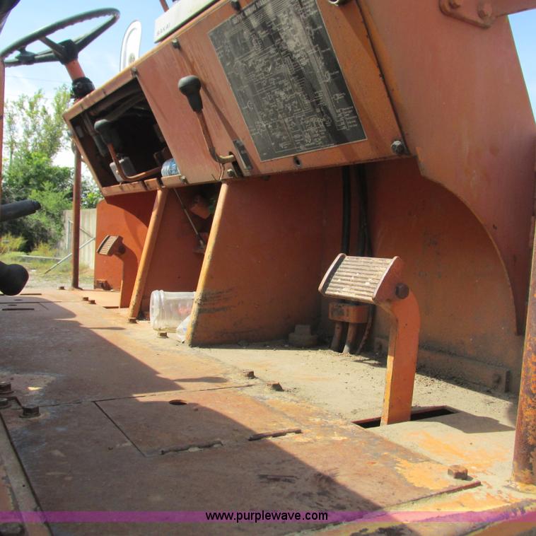 image for item L5293 Sakai TW100 vibratory single drum roller