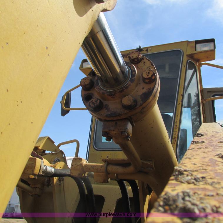 image for item L5294 1990 Kawasaki 85Z II wheel loader