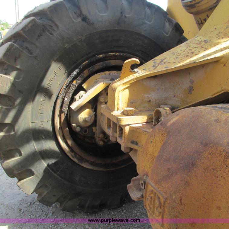 image for item L5294 1990 Kawasaki 85Z II wheel loader