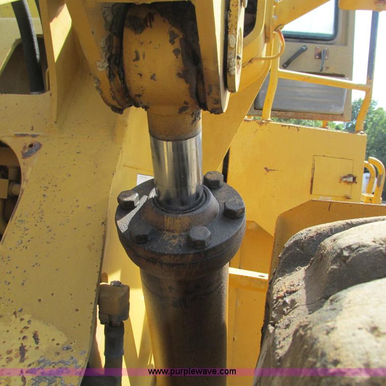 image for item L5294 1990 Kawasaki 85Z II wheel loader