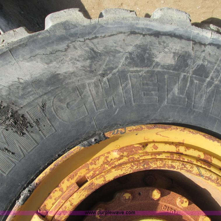 image for item L5294 1990 Kawasaki 85Z II wheel loader