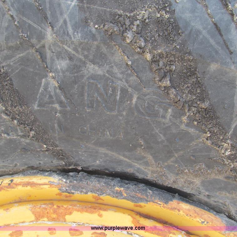 image for item L5294 1990 Kawasaki 85Z II wheel loader