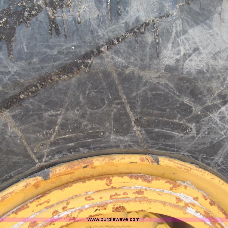 image for item L5294 1990 Kawasaki 85Z II wheel loader