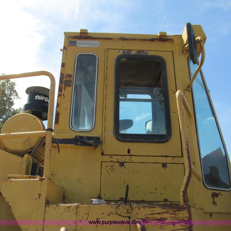 image for item L5294 1990 Kawasaki 85Z II wheel loader