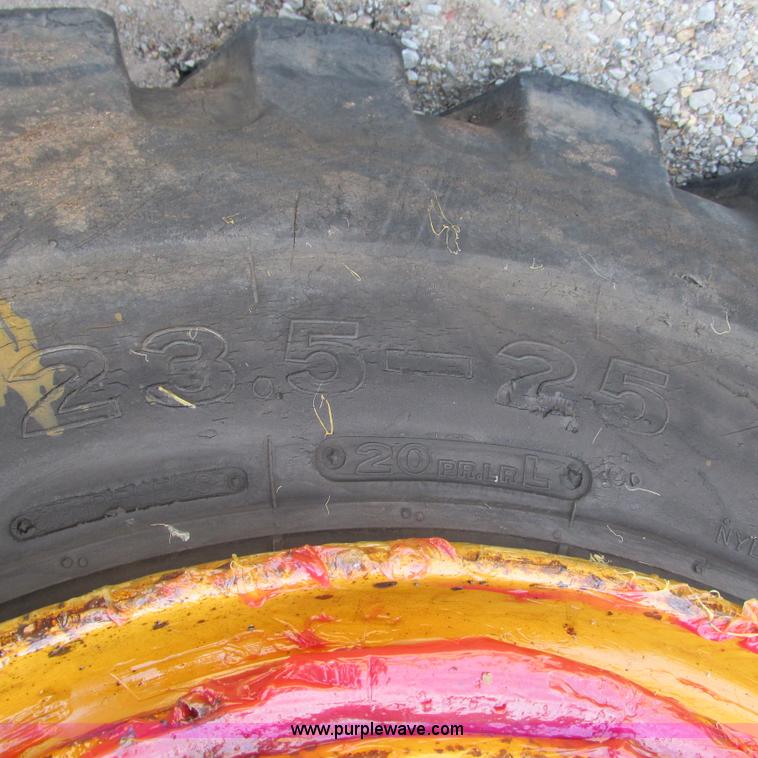 image for item L5294 1990 Kawasaki 85Z II wheel loader