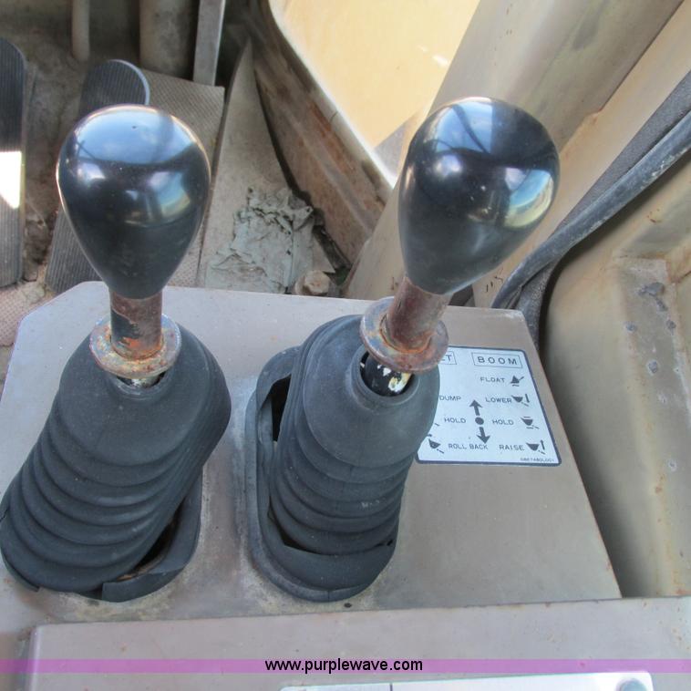 image for item L5294 1990 Kawasaki 85Z II wheel loader